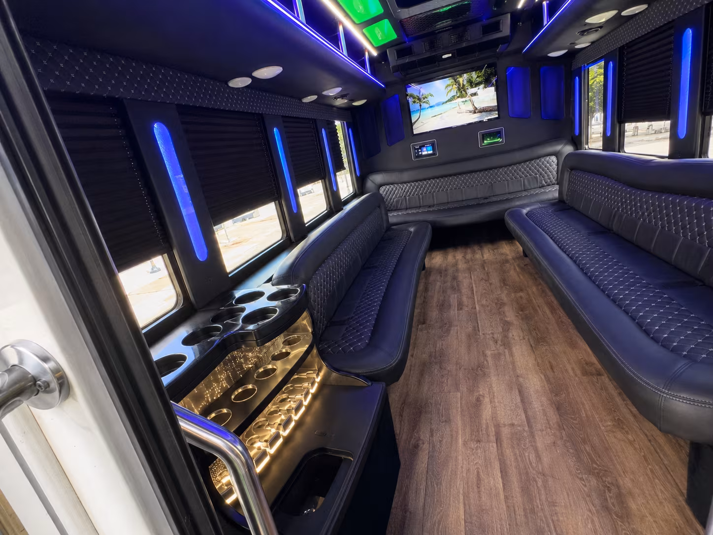 baytown quinceanera sweet 16 party bus rental