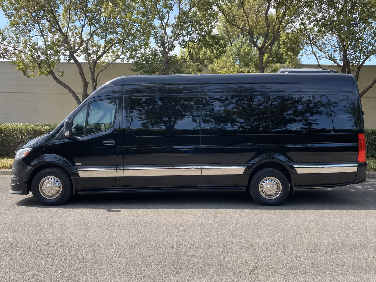 baytown sprinter van with driver