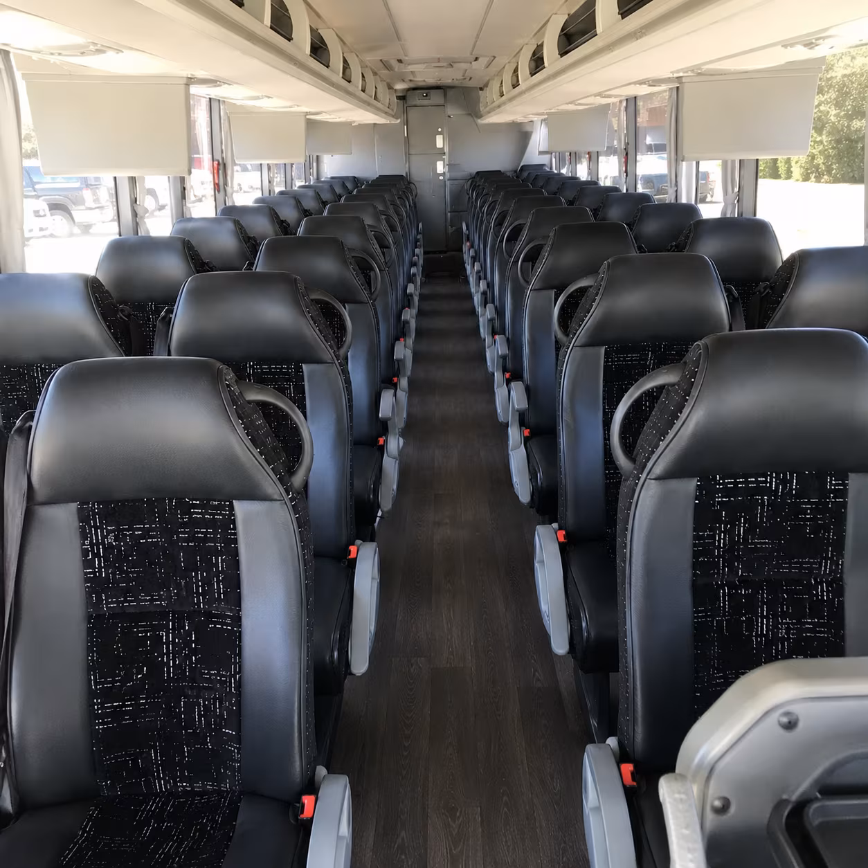 book group transportation for your next airport transfer 3