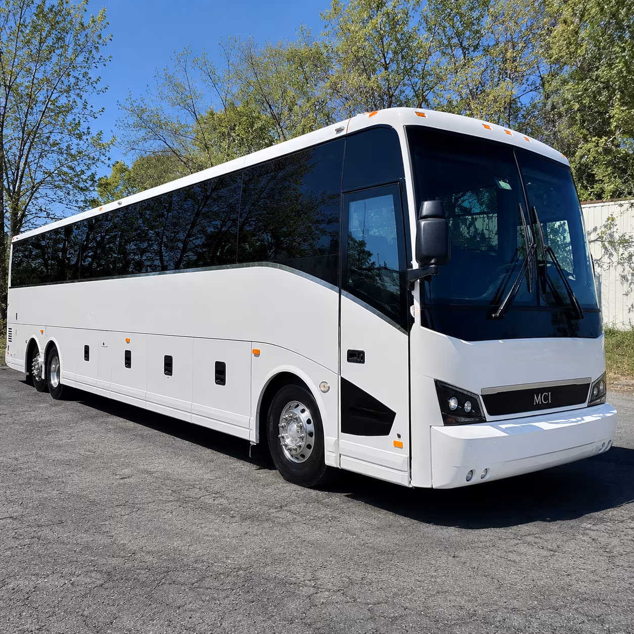 charter buses for baytown weddings at waterfront and outdoor venues