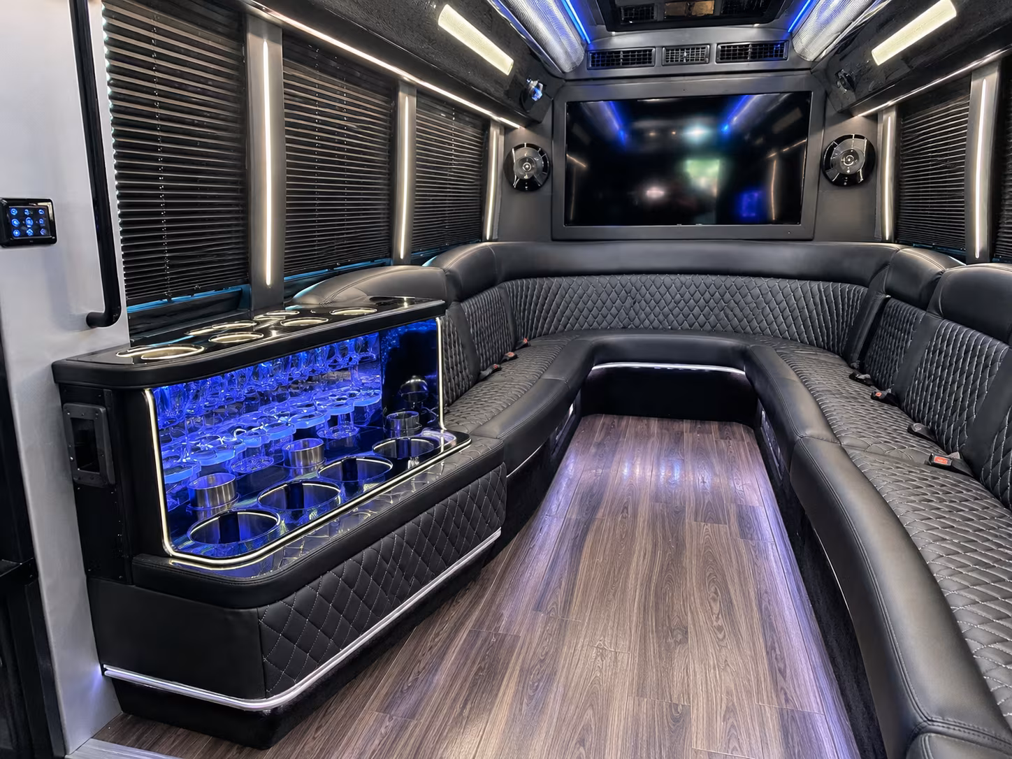 party buses for baytown birthday bar crawls along garth road and beyond