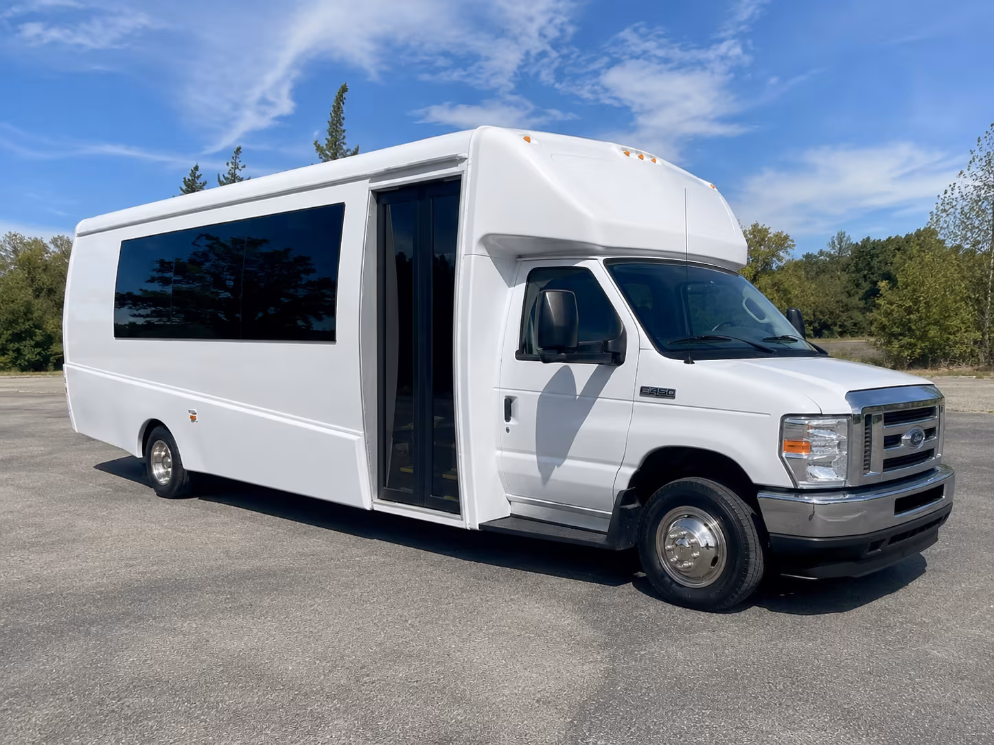why rent using baytownminibuscompany com